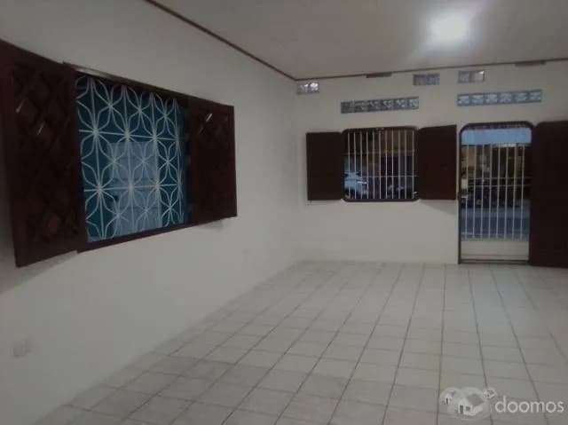 Alquilo casa 10x30 S/. 2,100 - 1