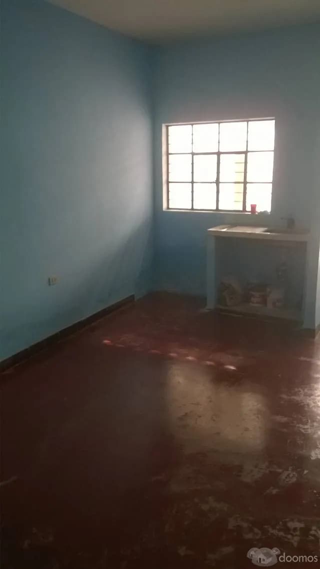 CHEPEN VENDO AMPLIA CASA, EXCELENTE OPORTUNIDAD - 1