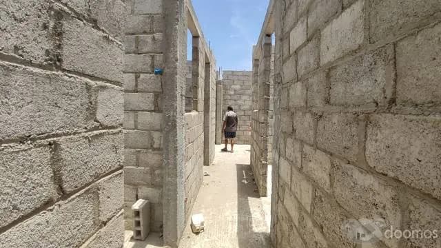 VENTA DE LOTES Y CASAS CONSTRUIDA SIN TECHO - 1