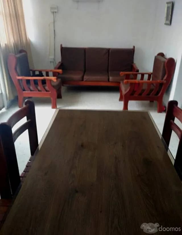 Casa en Ancón con 3 cuartos y 2 baños a la venta, 160 m2 por $ 80 000 - 1