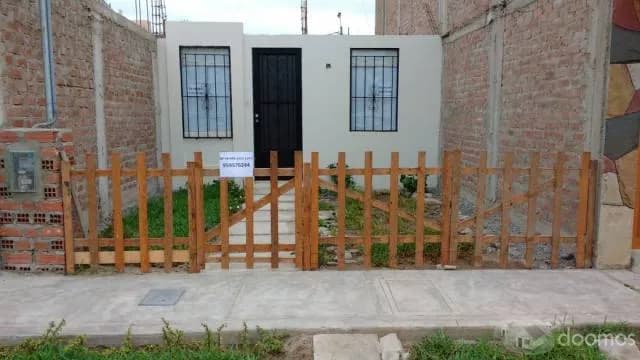 Venta de Casa Sol de la Florida Ica - 1