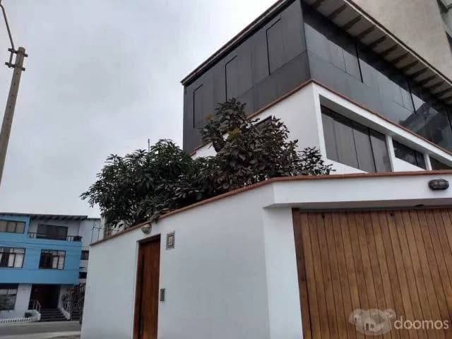 TRABAJA CON VISTA AL MAR TODOS LOS DIAS!! - 1