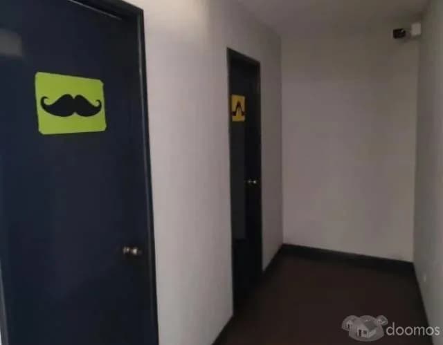 Se Vende Local Comercial en Pleno Centro de Barranco - 1