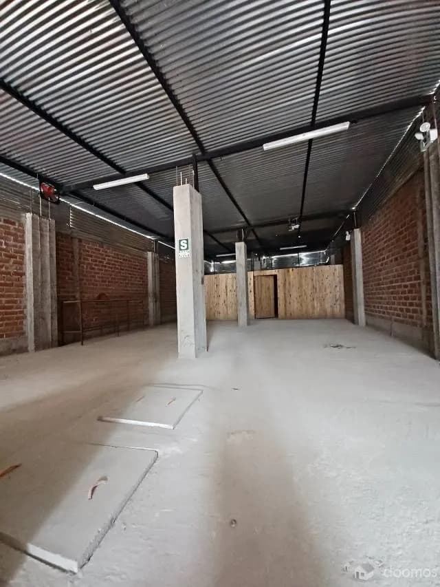 Local Comercial - Deposito-Cochera - 1