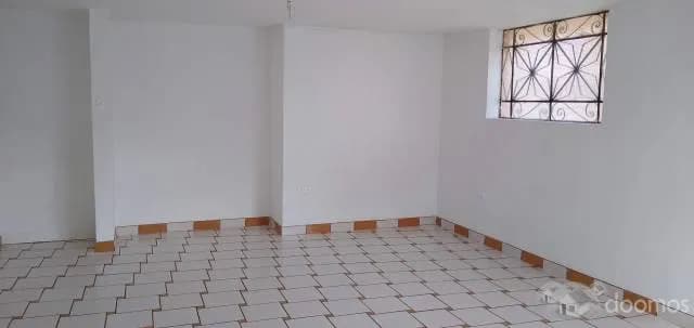 Alquilo Local Comercial - 1