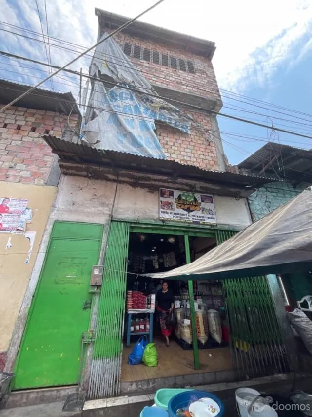 local comercial de 3 pisos  en venta/ en belèn/16 de julio/ zona comercial/ $200 mil - 1