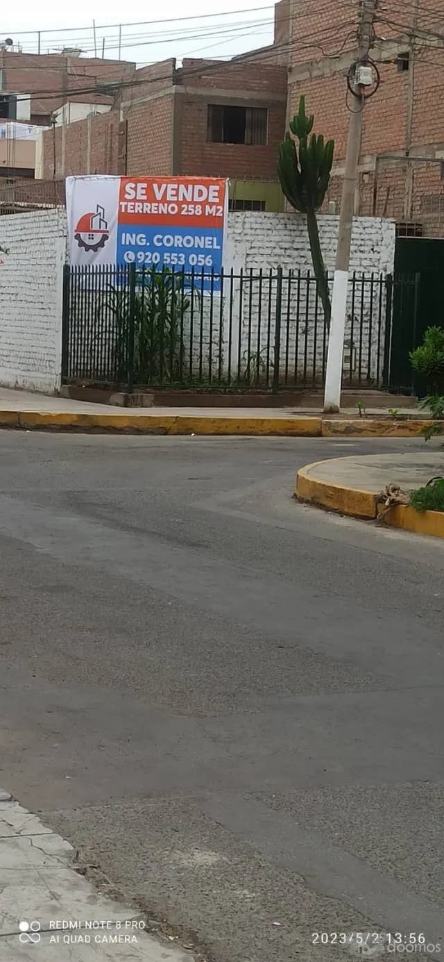 VENTA de terreno 258m2 posición ESTRATÉGICA en Los Olivos - 1
