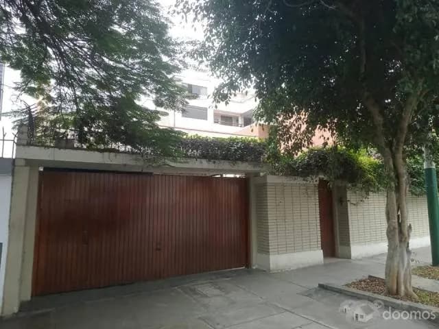 Vendo casa para proyecto de edificación - Surquillo - 1