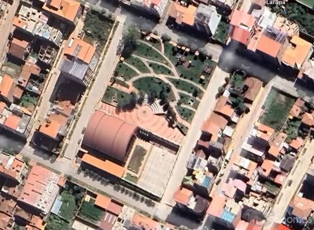 Terreno en venta en Urbanización Larapa, ideal proyectos, frente a parque - 1