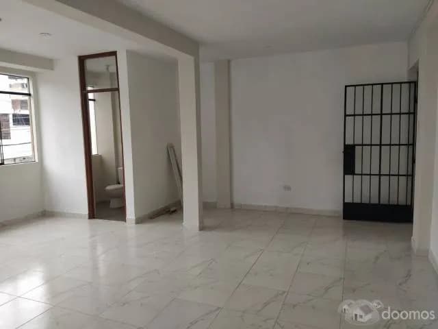 Oficina en pleno centro a  pocos metros de Av. Sanchez Cerro - 1