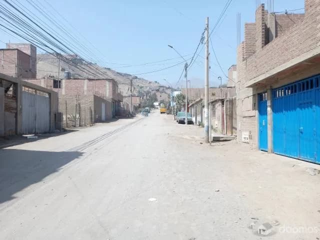 Venta de terreno /casa semiconstruida Manchay - 1