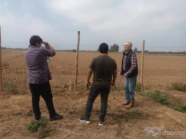 Vendo  parcela de 5 hectáreas totalmente cercada y con todos los servicios - 1