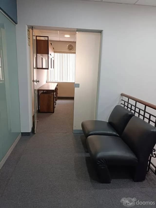 OFICINA EN ALQUILER - 1