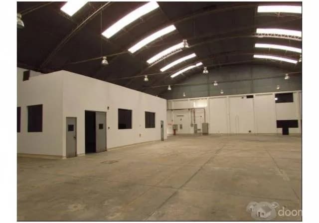 SANTA ANITA ALQUILO ALMACENES DESDE 1,100M2 1,500M2 3,000M2 4,500M2 TECHADOS PARA GRANDES ALMACENES 2 CUADRAS PUENTE SANTA ANITA NICOLAS AYLLON - 1