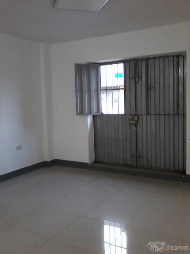 Alquiler de local 50mt2. a 5 minutos de la Estación Central - Grau - 1