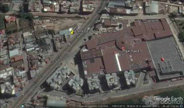 VENDO CASA COMERCIAL A PRECIO DE TERRENO- FRENTE AL REAL PLAZA DE CAJAMARCA. - 1