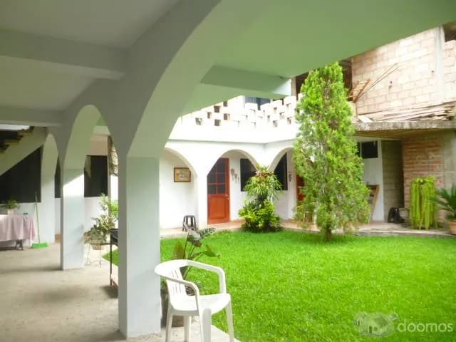 Excelente propiedad para inversión Casa Hospedaje en el corazon de la Selva Central San Ramon Chanchamayo. - 1