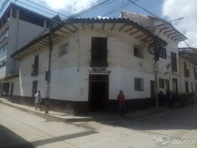 CHACHAPOYAS OCASION CASA EN ESQUINA A 1/2 CUADRA PLAZA MAYOR - 1