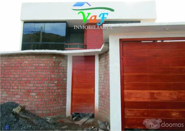 EN VENTA CASA DE 2 PISOS EN ZONA TICAPATA CUSCO - 1