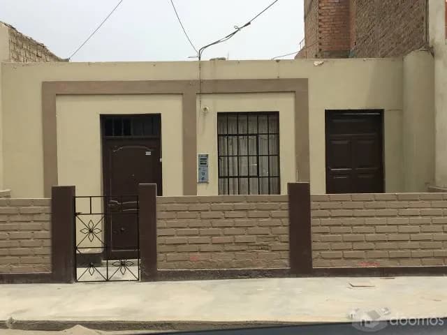 VENDO CASA - TERRENO EN PLENO CENTRO DE LA CIUDAD - 1