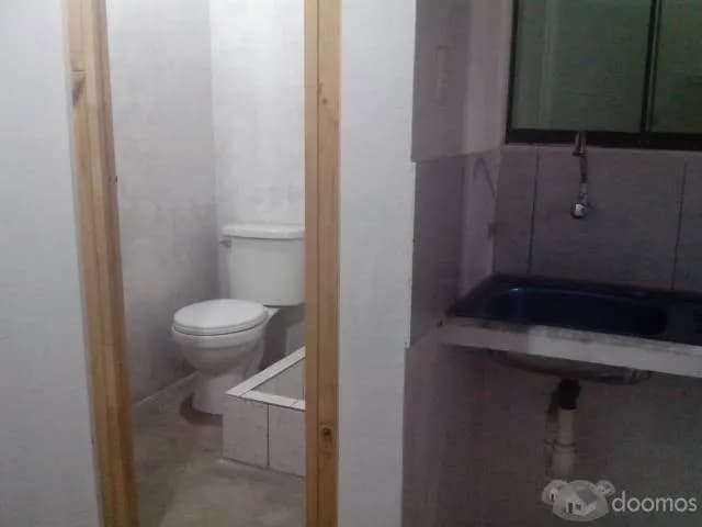 Mini-departamento en 2do. piso, un dormitorio, cocina-comedor-lavanderia, baño - 1