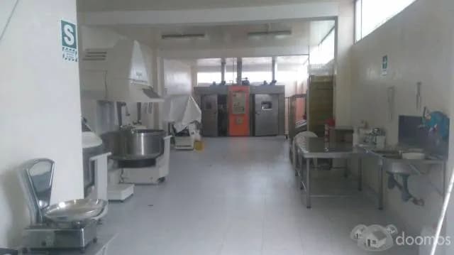 Se vende bonita fabrica de galletas, panadería pastelería - 1