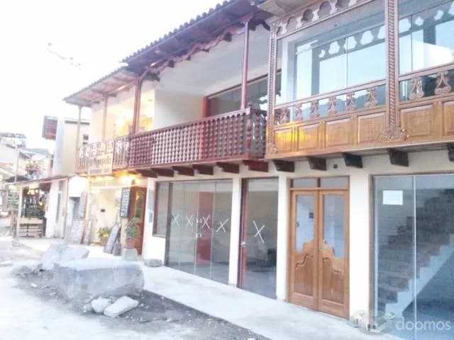 VENTA DE TIENDA COMERCIAL - 1