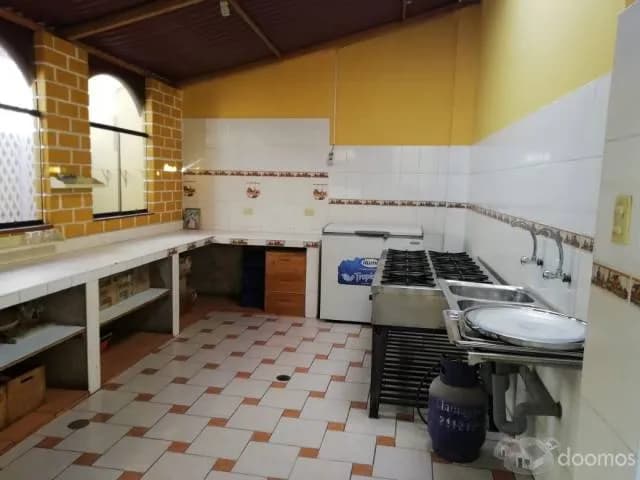 En Venta Local Para Atención de Eventos Sociales en Majes - 1