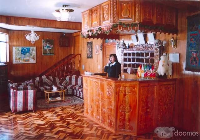 VENDO O ALQUILO EXCELENTE  HOSTAL TURÍSTICO DE 3 ESTRELLAS A 3 CUADRAS DE LA PLAZA DE ARMAS DE PUNO. - 1