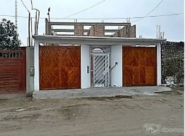 SE VENDE CASA DE 2 PISOS - 1