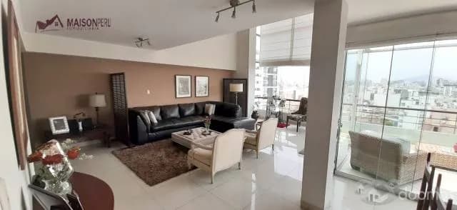 Duplex en Venta 3 Dorm. 230 M2 Miraflores (Ref: 695) - 1