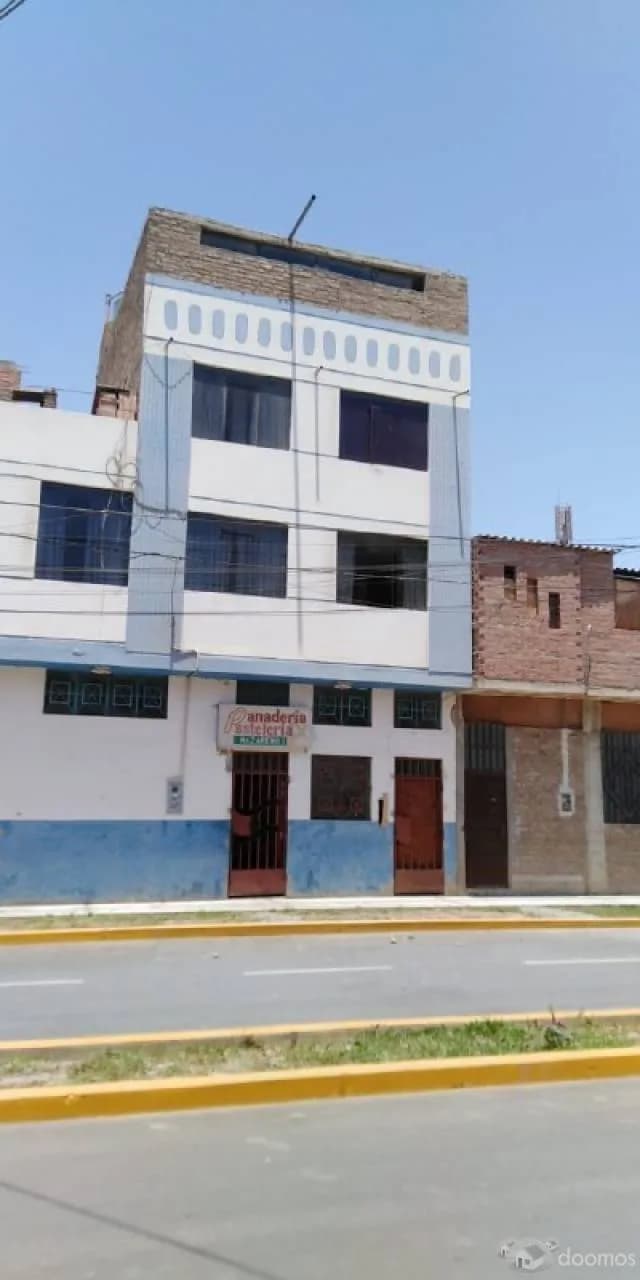 ALQUILO AIRES EN CUARTO PISO IDEAL PARA ANTENAS DE TELEFONIA O PANELES PUBLICITARIOS - 1