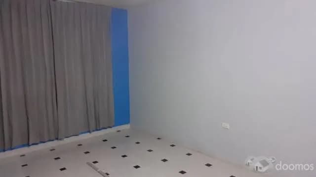 Se alquila amplio ambiente para oficina - 1