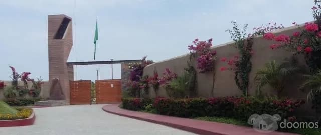 Terreno amplio dentro de condominio privado - 1