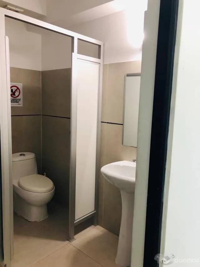 LOCAL COMERCIAL EN EXCLUSIVA ZONA DE LA ENCALADA - 1