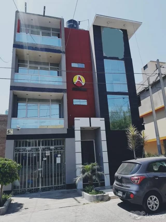 LOCAL COMERCIAL EN ALQUILAR COMO BANCO CLINICA HOTEL OFICINAS - 1