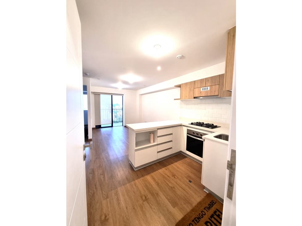 Se alquila departamento estreno estacionamiento Aramburú - Surquillo - 1