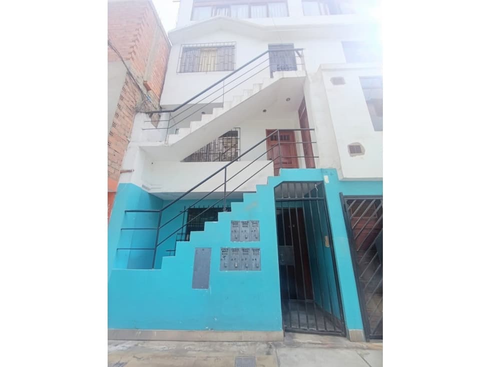 SURQUILLO DEPARTAMENTO EN VENTA PRIMER PISO - 1