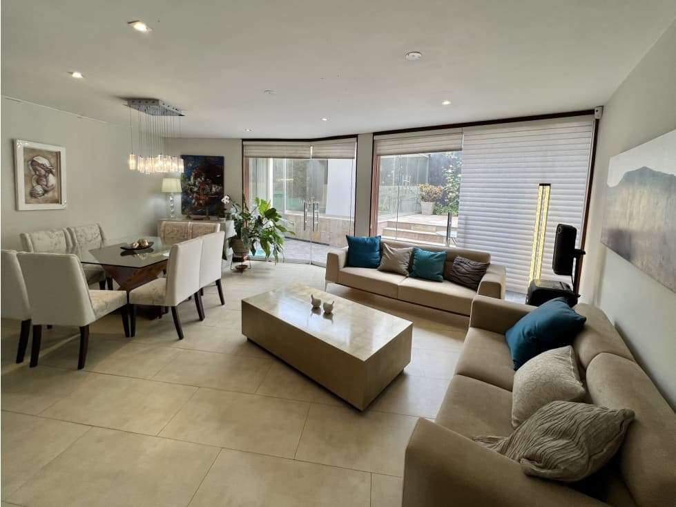 VENTA Y/O ALQUILER CASA CON PISCINA EN URB PRIVADA DE CAYMA - 1