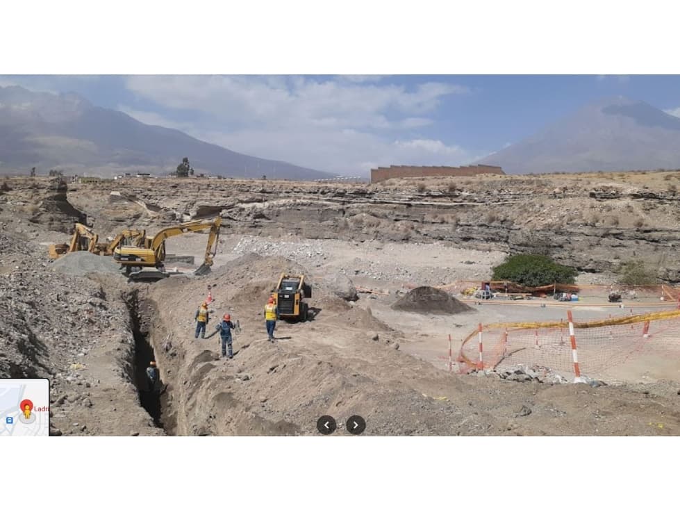 VENTA DE TERRENO COMERCIAL INDUSTRIAL EN CAYMA - 1