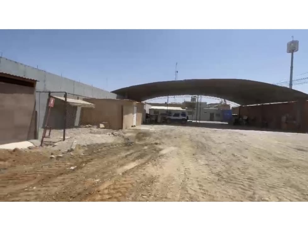 VENDO O ALQUILO ALMACÉN EN ZONA INDUSTRIAL TALARA ALTA - 1