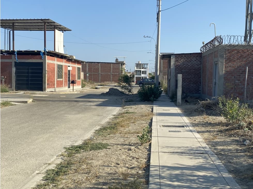 VENDO TERRENO EN CASUARINAS PORTALES - 1