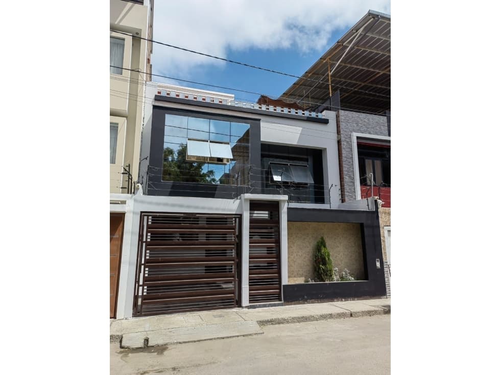 ALQUILO LINDA CASA EN MIRAFLORES COUNTRY CLUB - 1