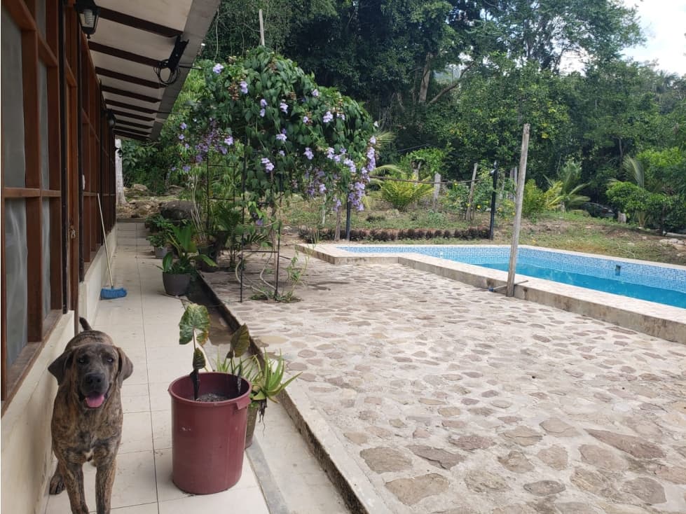 CASA DE CAMPO FAMILIAR EN SAN ANTONIO DE CUMBAZA - 1