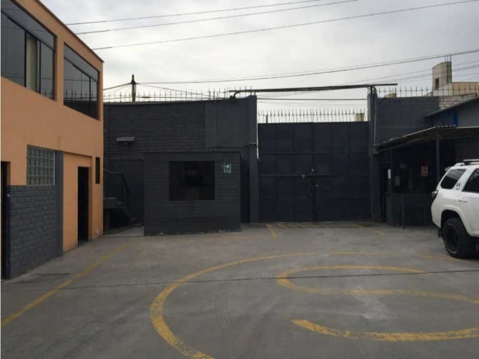 Almacén o industria ligera - Chorrillos 172.34 m2 - 1