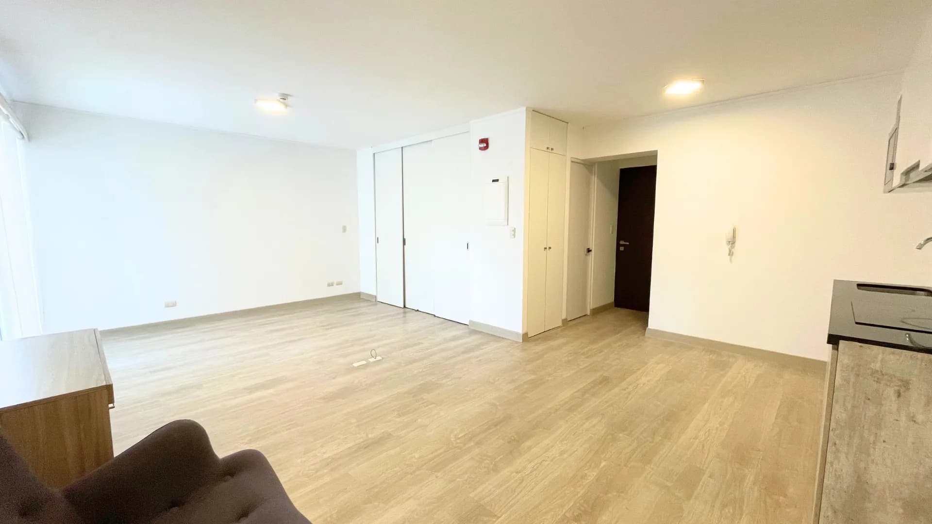 🏖️Barranco alquiler Depa de 1 dormitorio - $530/mes - en piso 16 - balcón - Sin amoblar No tiene estacionamiento - 1