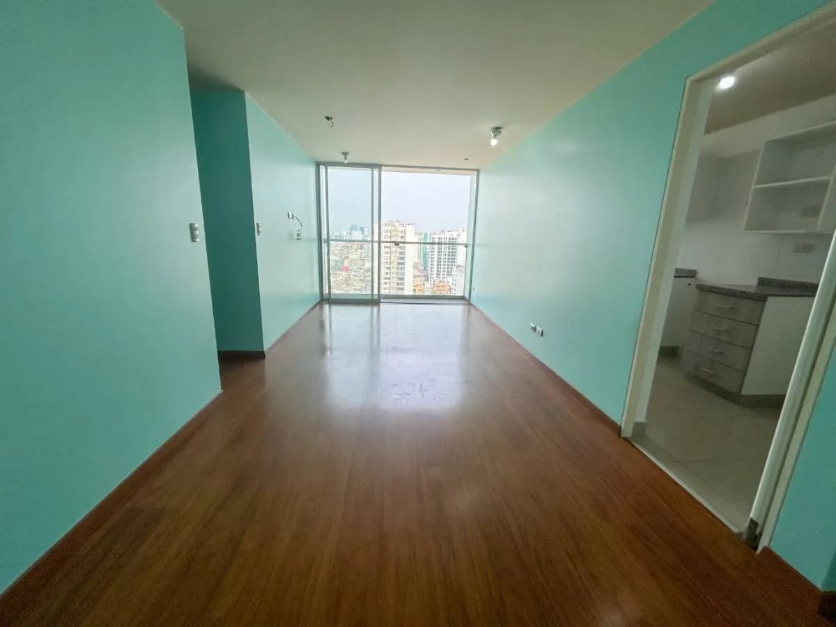 DEPARTAMENTO + COCHERA EN VENTA EN AV BRASIL - PISO 17 - 1