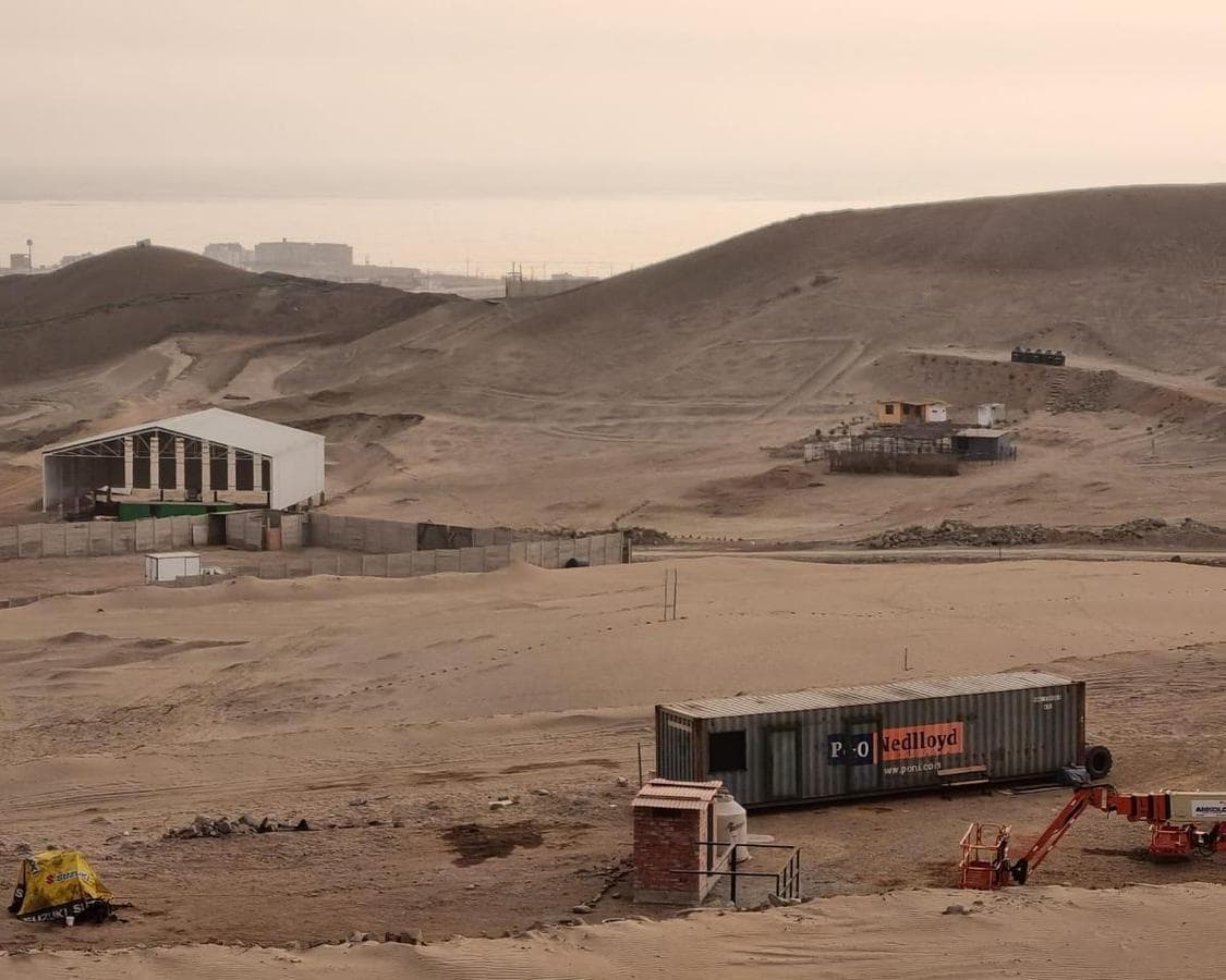 TERRENO EN ZONA ESTRATÉGICA EN PUNTA NEGRA DENTRO DE UN PARQUE INDUSTRIAL - 1