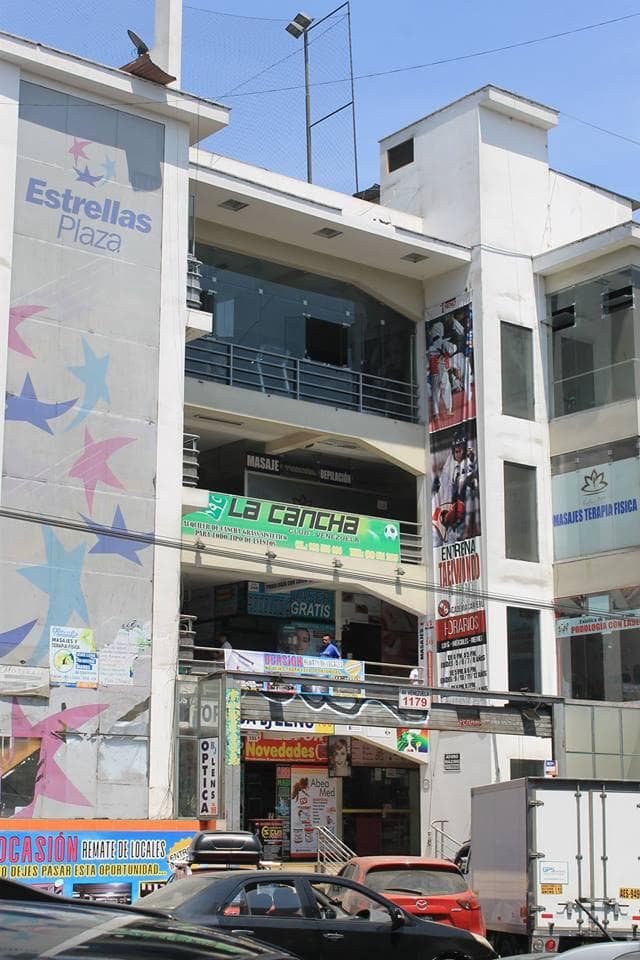 Local en Venta en Breña - 1