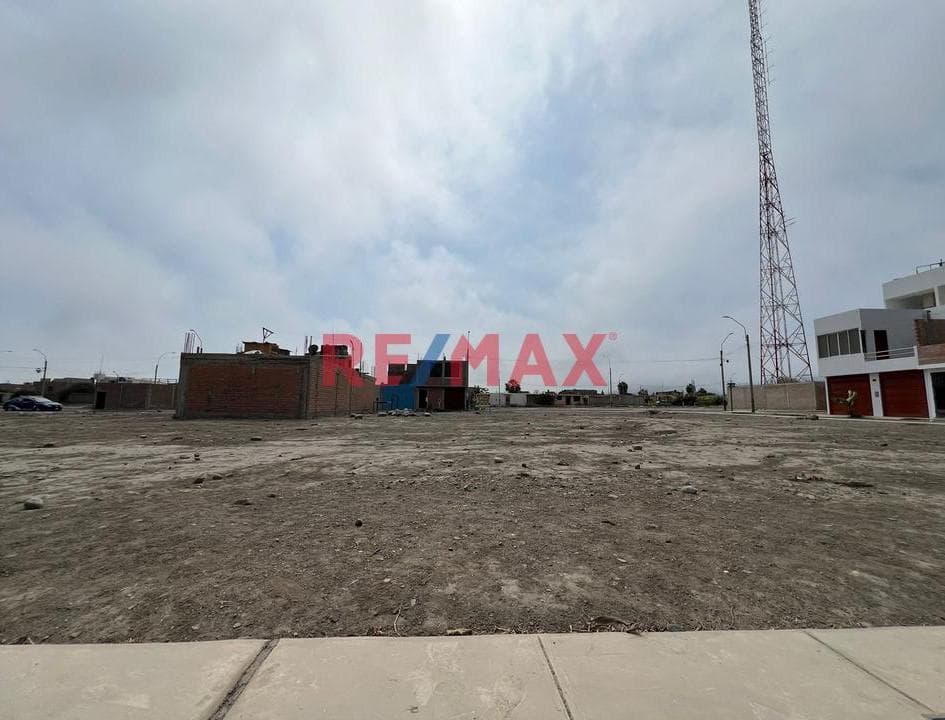 Vendo Terreno En Condominio Brisas De Barranca, Barranca - 1